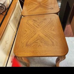 Pair of nice end tables...overall in good condition except for one spot as shown in the picture 

Top is 21" by 23"
22" tall

Buy the set for $40.00

