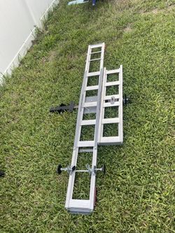 Motorcycle Hitch Stand