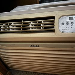 Haier Air Conditioner 10000 BTU’s