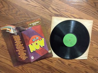 VINTAGE 1960'S CLASSIC ROCK "20 GIANT HITS" VINYL RECORD
