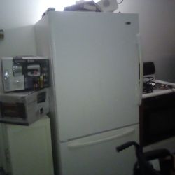 It's Brand New Refrigerator It Works Very Good 