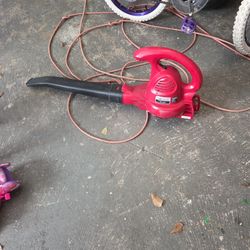 Troy Built Electric Leaf Blower