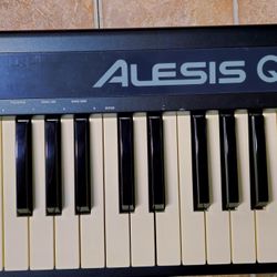 Alesis Q88 usb midi keyboard controller