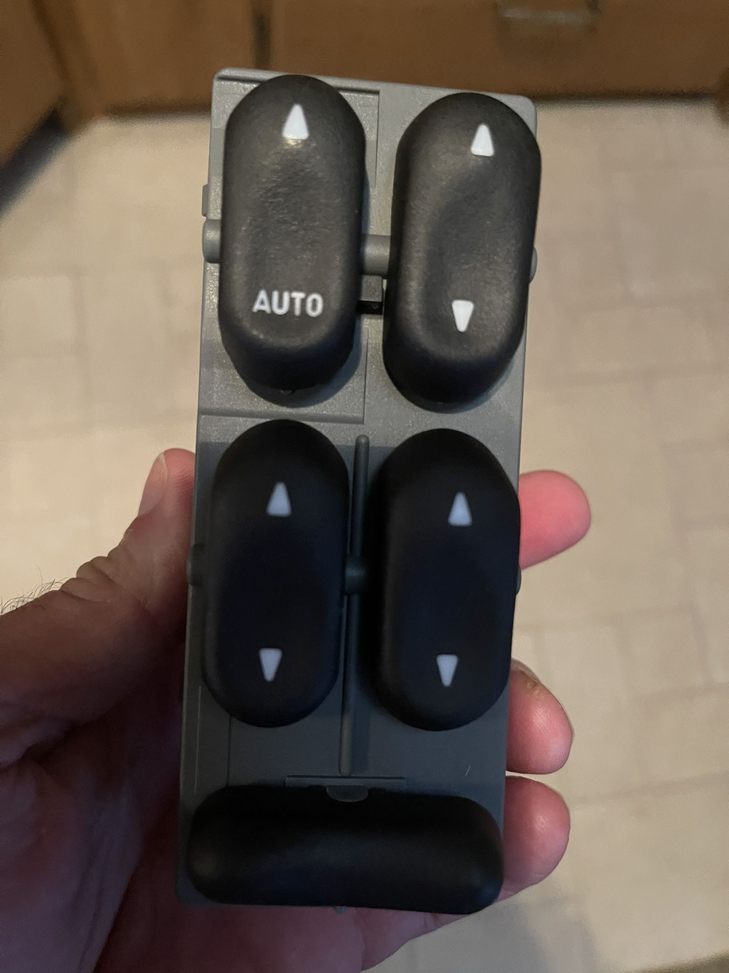 97-99 Ford F-150 Window Switch For Drivers Door