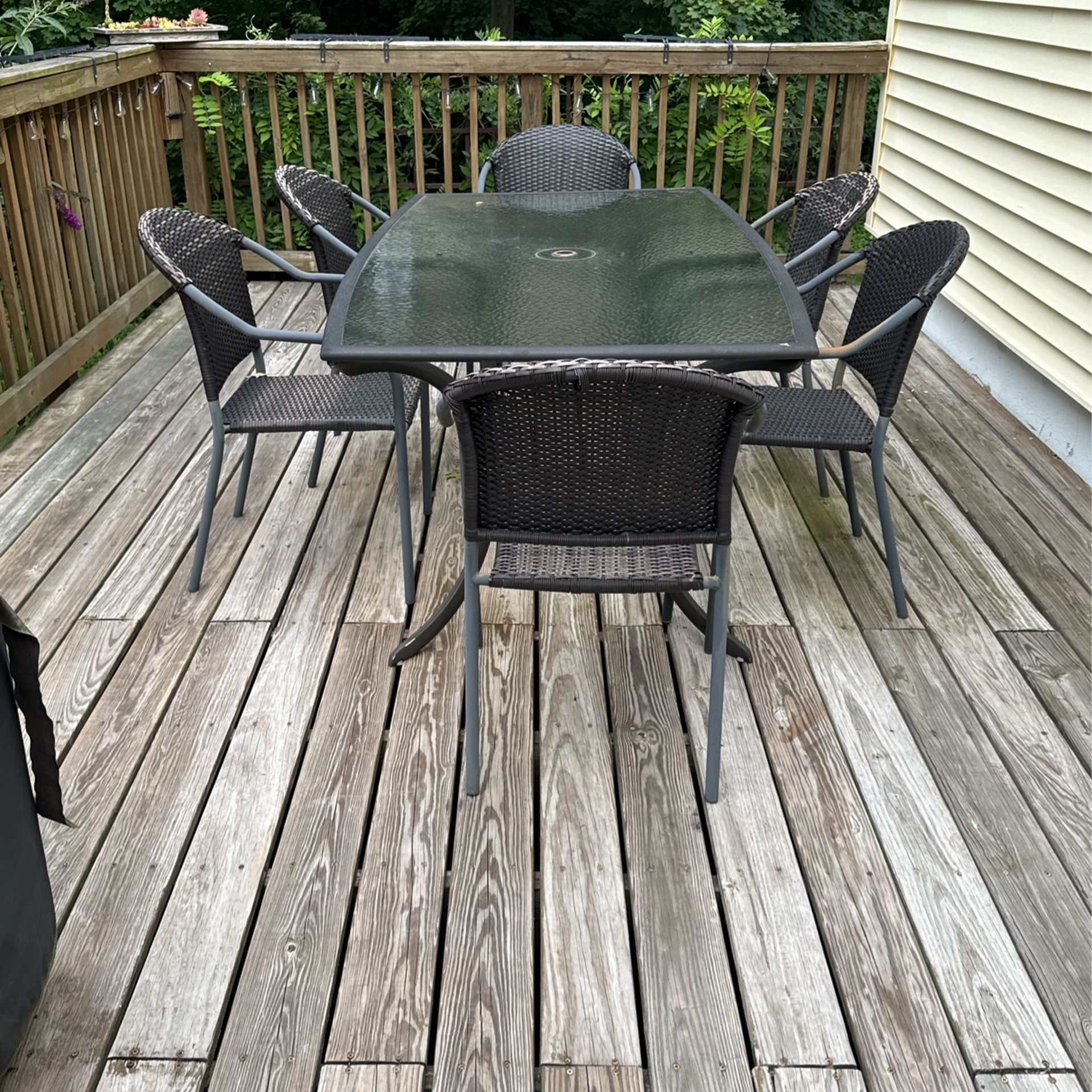 Patio Table + 6 Chairs