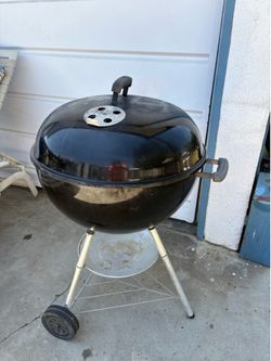 Weber BBQ Pit