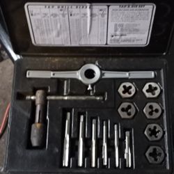 Black & Decker Tap And Die Set