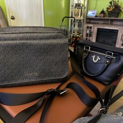 Mk Bag/True Religion Small Bag