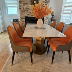 Dining Table, Great Condition