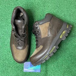 Nike air max Goadome ACG boots size 6.5youth/8women