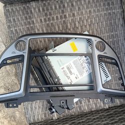 16 Hyundai Tucson Radio