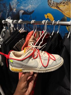 Off white dunks lot 6