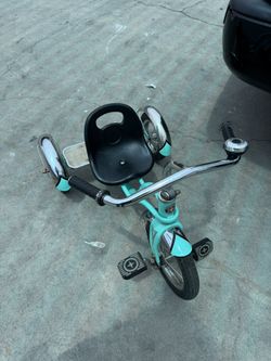Schwinn kids Tricycle 