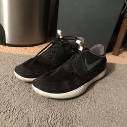 Nike Solarsoft Men’s Shoes (Size 11)