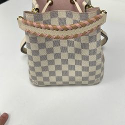 Louis Vuitton Handbag