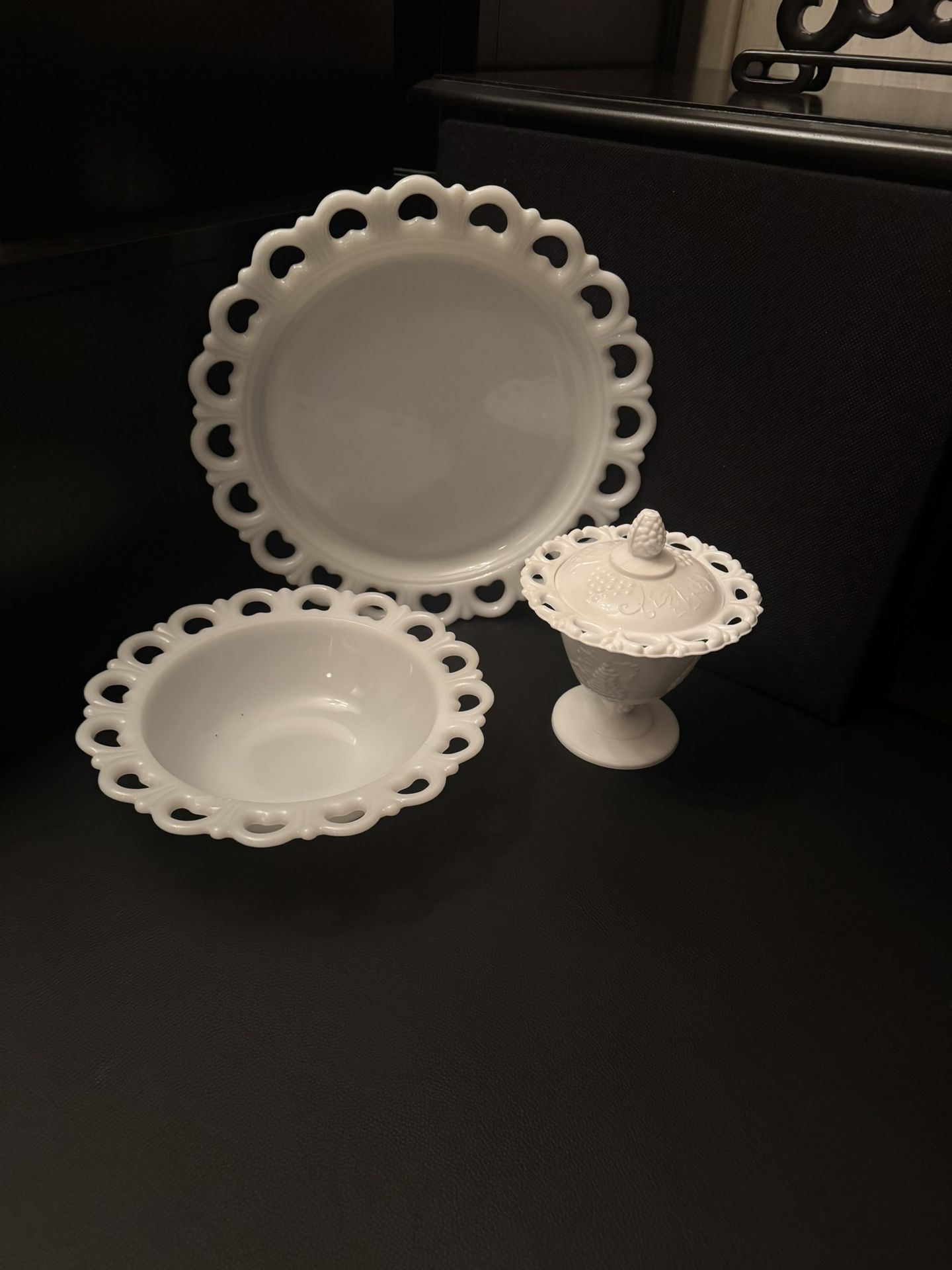 4 Piece Set Of Mid- Century Lace Edge Milk Glass