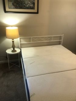 Like new Queen white metal bed frame with IYEE natural folding mattress and table lamp