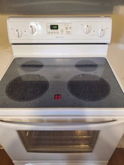 Whirlpool accubake stove