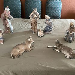Lladro Large Nativity Scene & assorted figurines