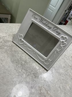 Ceramic White Wedding Frame 