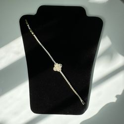 flower blinged bracelet 