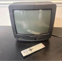 Samsung TXD1372 13" Color CRT TV Retro Gaming Television AV Ports Great Picture