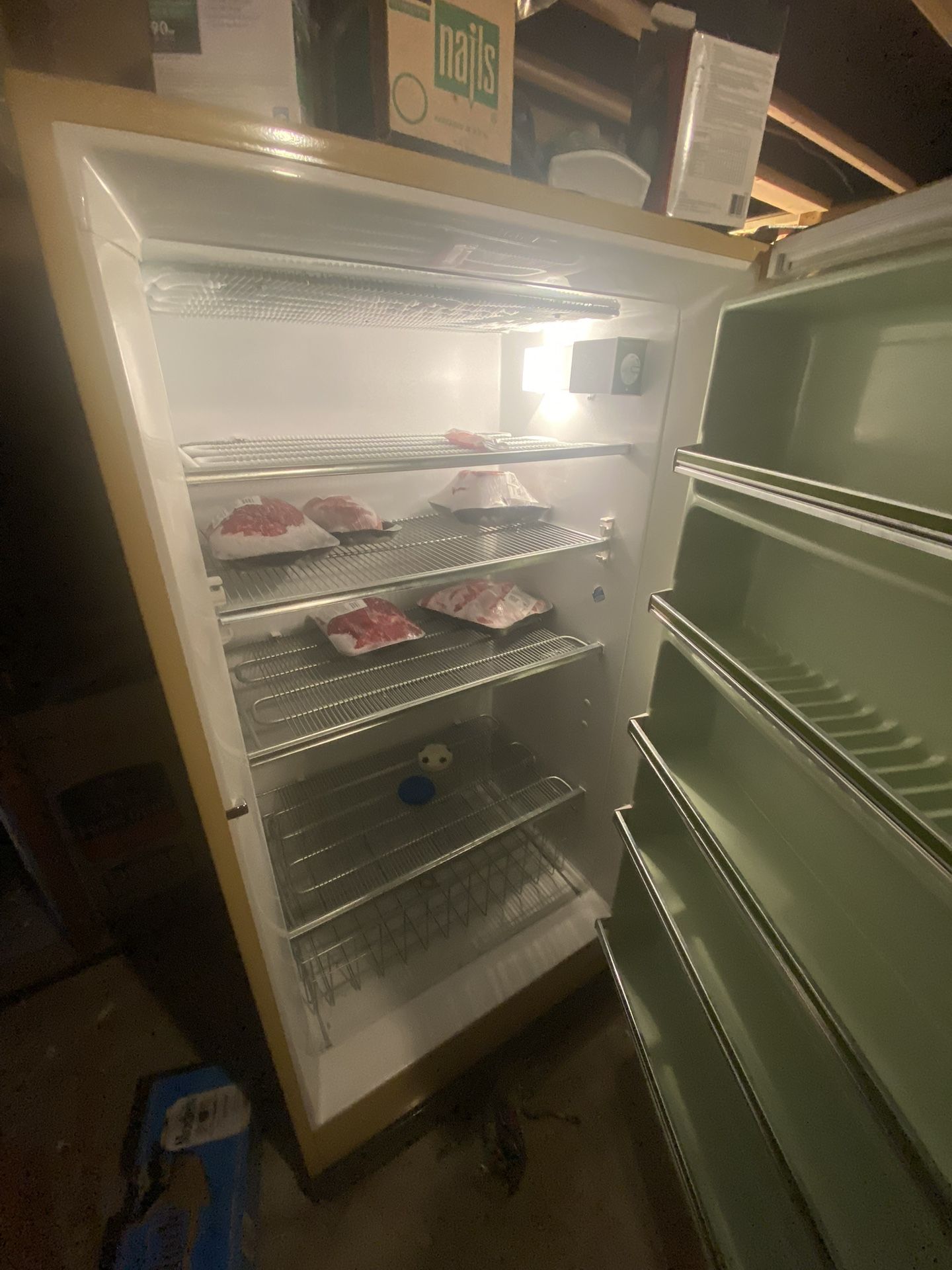 ‼️‼️‼️‼️ FREZZER ‼️‼️‼️‼️