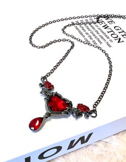 Red heart teardrop pendant necklace