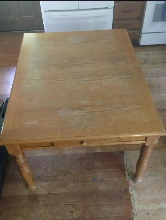 Wood Dining Room Kitchen Table Seats 6 * top has water marks drawer bottom needs repair