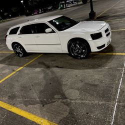 2008 Dodge Magnum 