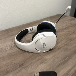 HyperX Cloud Stinger Core - Wireless Gaming Headset - PlayStation - White-Blue