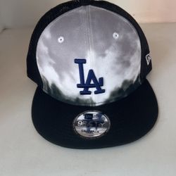 Dodger Snapback Hat 🧢
