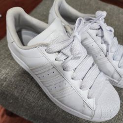 Women's ADIDAS SUPERSTAR Size 6.5