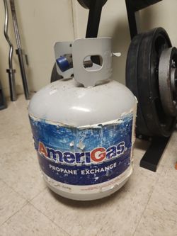 Propane tank. 15 lbs.