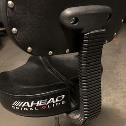 Ahead spinal G throne with backrest