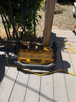 Dewalt portable power station