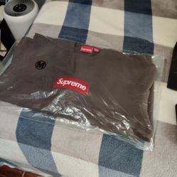 Supreme Box Logo Crewneck Brown. Sz. Medium Brand New 