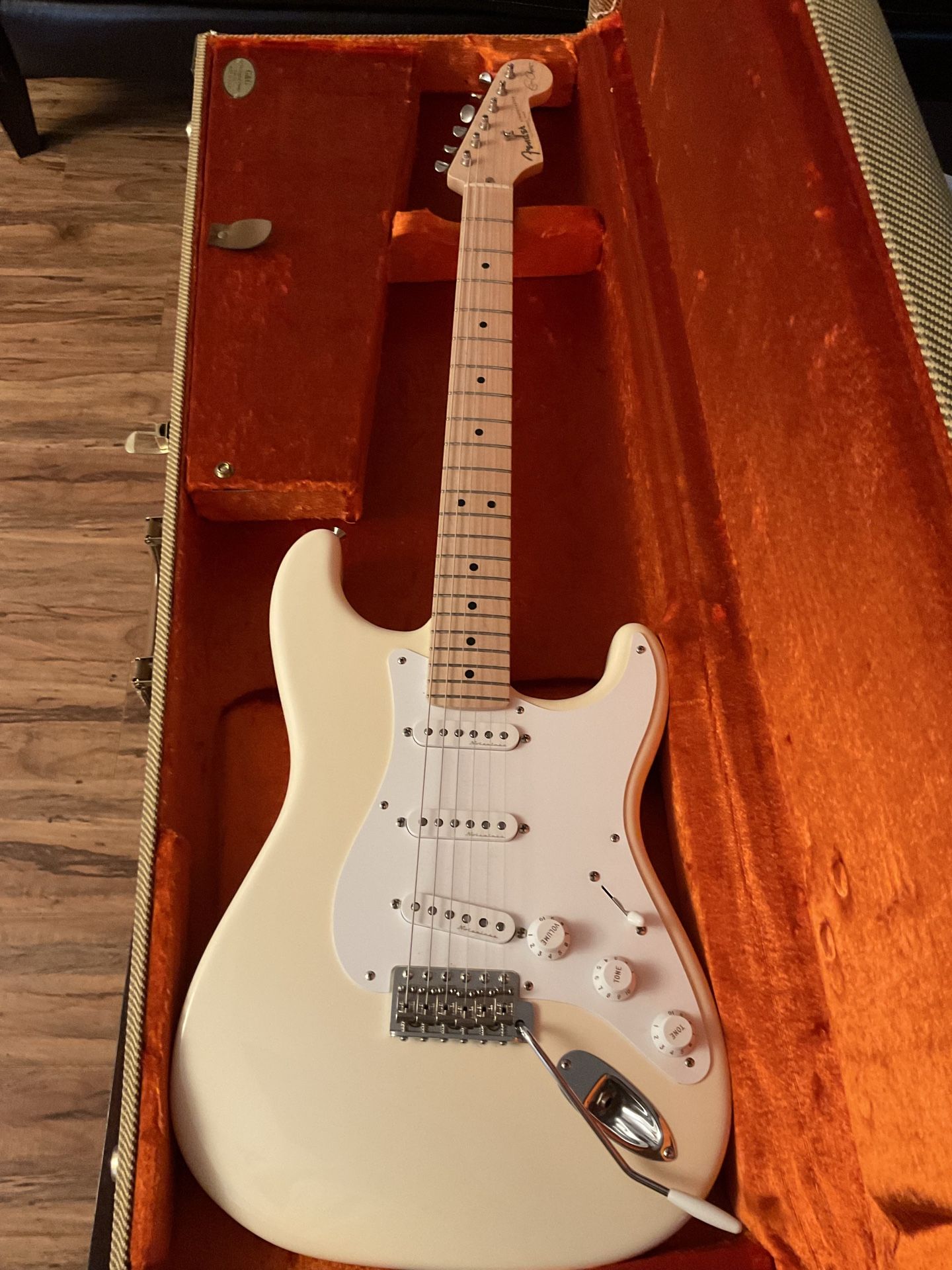 Awesome 2007 Fender USA Eric Clapton In White! Whoa!