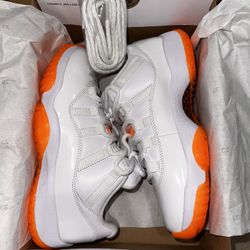 Jordan 11 Low 8w (6.5y)