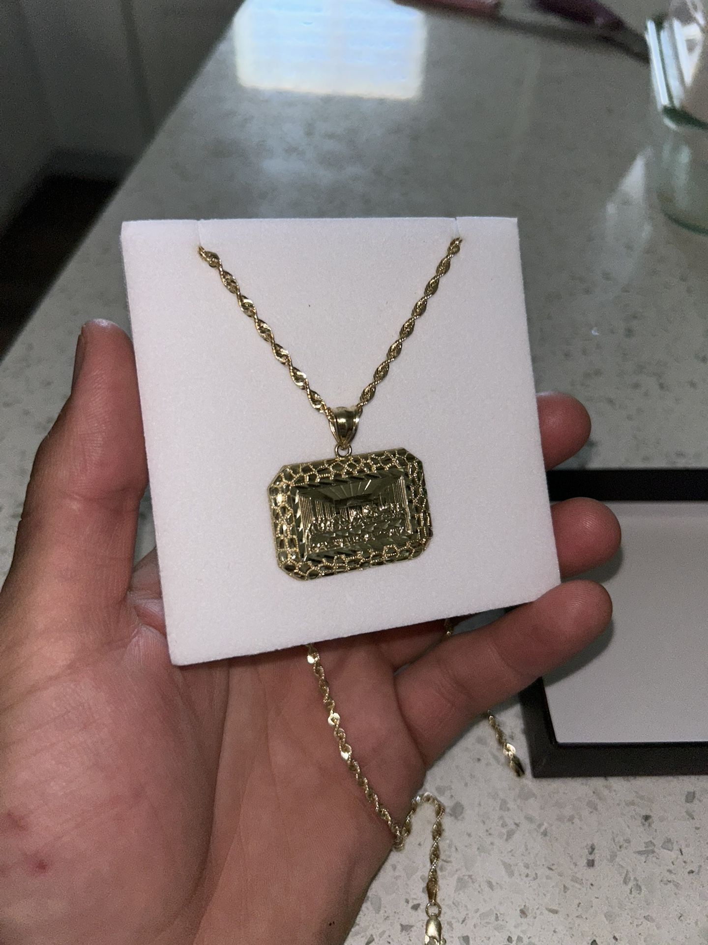 Last Supper Pendant And Rope Chain