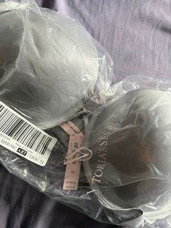 Victoria Secret Bombshell Bra Set
