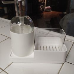 Brightroom Kitchen Caddy With Soap Dispenser 