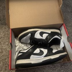 Panda Dunks Retro Size 10