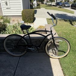 Beach cruiser bike