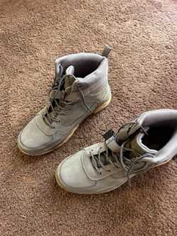 Reserved Footwear Size 10