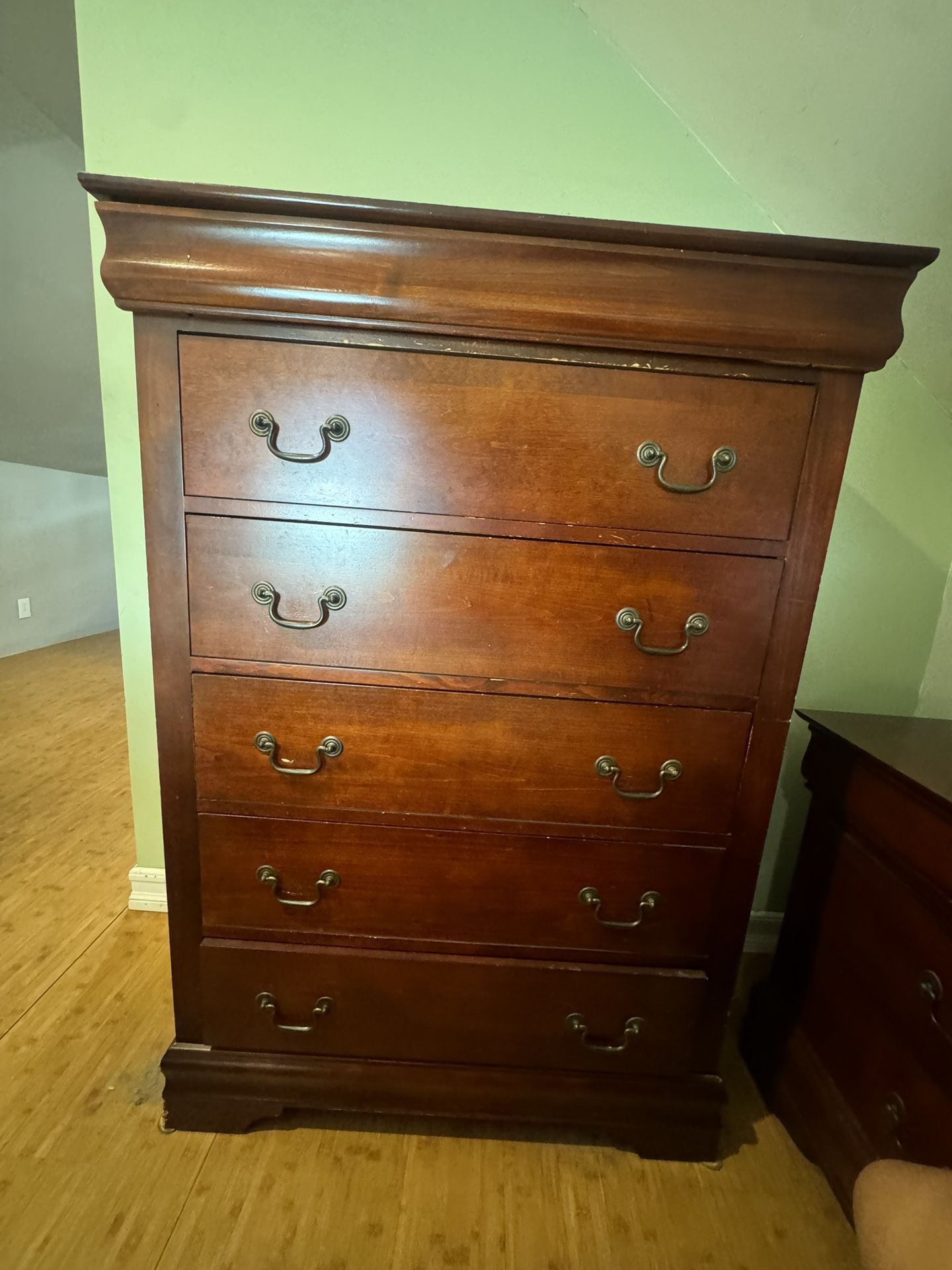 Wood Dresser