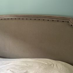 Drawer , Night Stand 2 And King Bed 