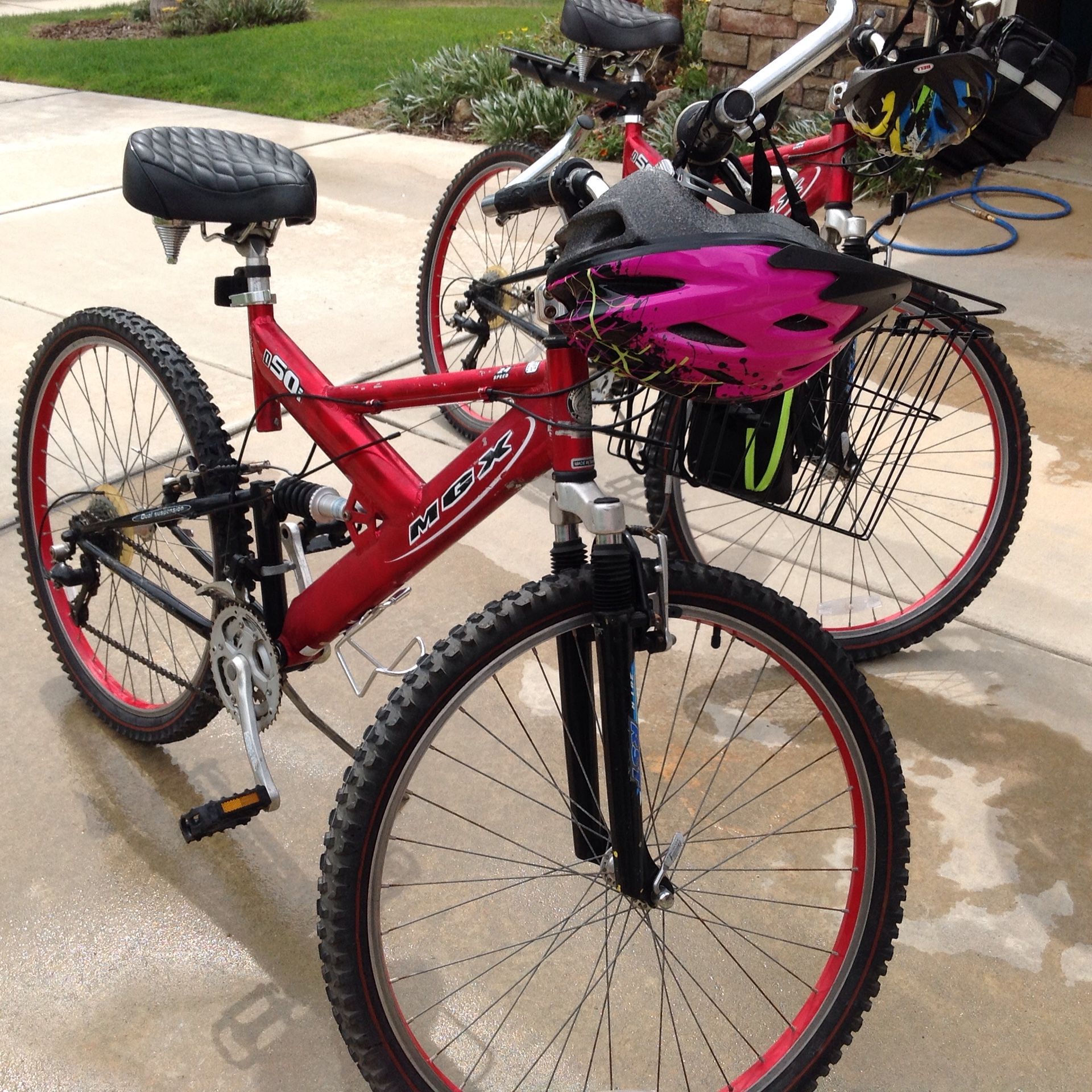 Mongoose mgx d50i mountain librarian bike