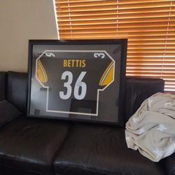 Framed Signed Jerome Bettis Jersey