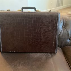 Vintage Samsonite Faux Alligator #4132